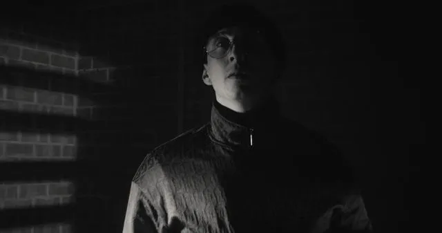 Weirdoe - HEADSHOTS - still3