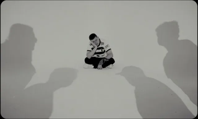 Nevmore - Mirrors - still3