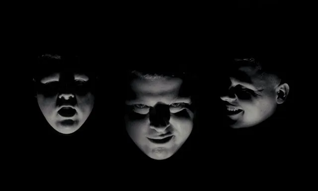 Nevmore - Mirrors - still5
