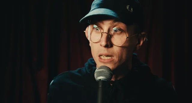 Weirdoe - PETTY - still3